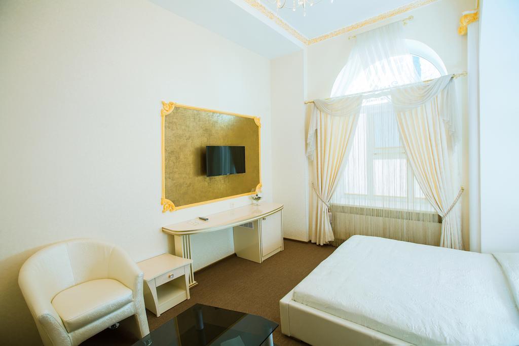 Lira Boutique Hotel Mohiliv Szoba fotó