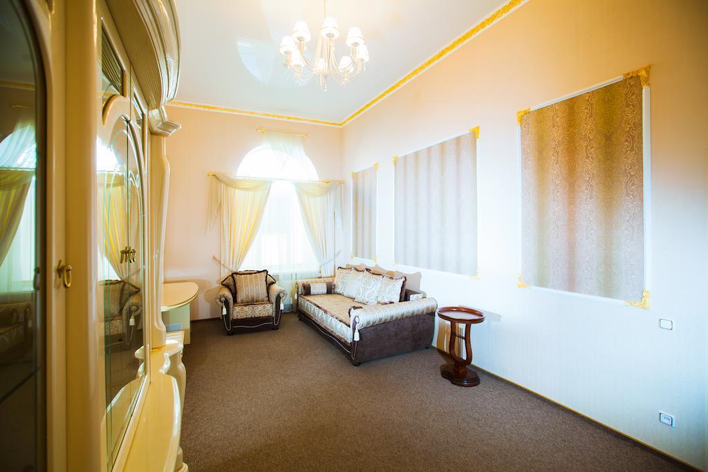 Lira Boutique Hotel Mohiliv Szoba fotó